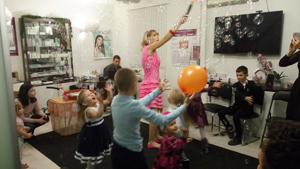 День Святого Миколая для маленьких флосальчиків